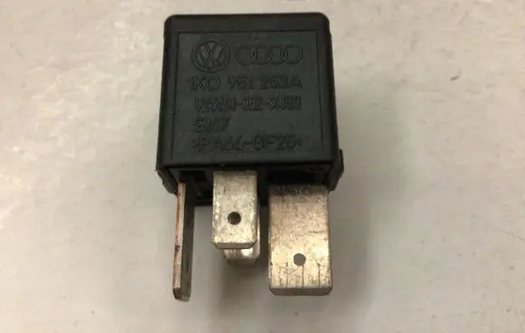 Skoda Octavia Mk2 (1Z) Other relay 1K0906253A