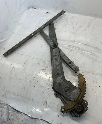 Nissan Patrol Y60 Sliding door manual window regulator 