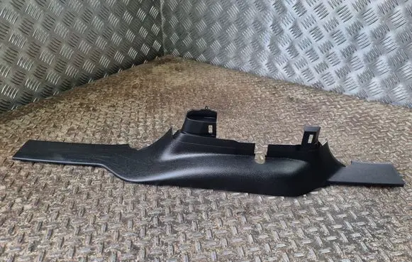 Ram 1500 (B) pillar trim (bottom) 6DQ88TX7AB P6DQ88TX7AB
