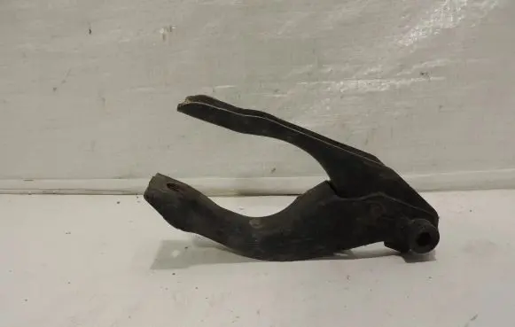 Opel Astra K Gearbox mounting bracket 13364120