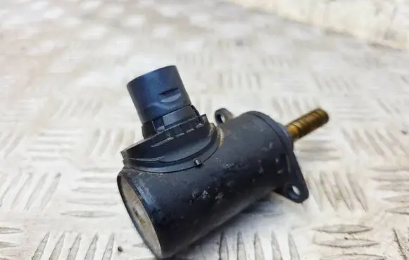 BMW 2 F22 F23 Valve oil control 8652738