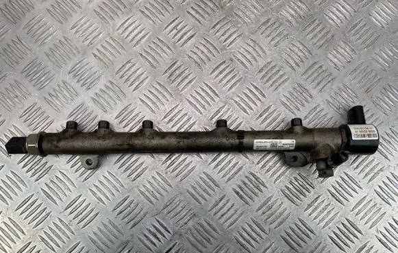 Mercedes-Benz C W204 Fuel main line pipe A6460700395 R9144Z142A 0807121260