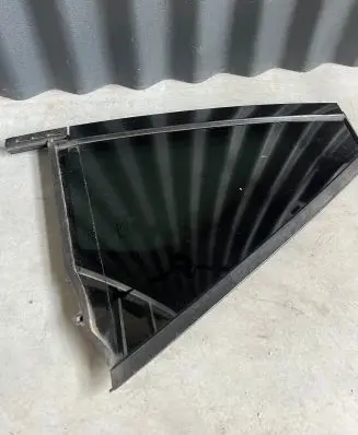 Mercedes-Benz GLC C253 Rear vent window glass A2537300300 20170630
