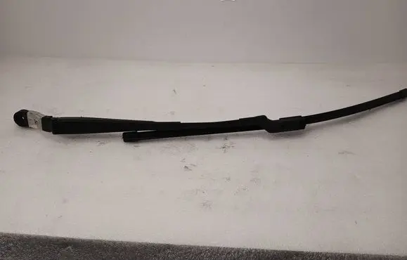 Chevrolet Volt II Front wiper blade arm 23251331