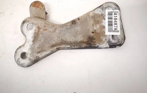 Audi A6 S6 C5 4B Engine mounting bracket 