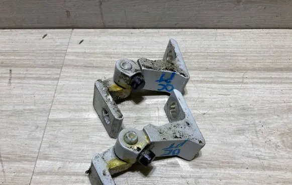 Skoda Octavia Mk3 (5E) Rear door hinge set 