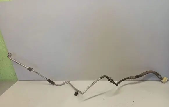Audi A2 Air conditioning (A/C) pipe/hose 8Z1260713