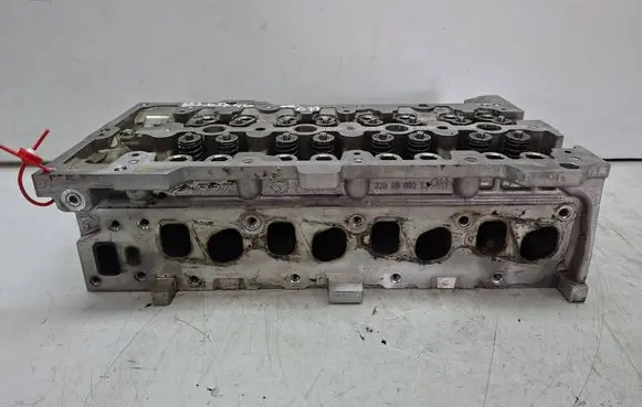 Opel Corsa E Engine head S27610677 55265746