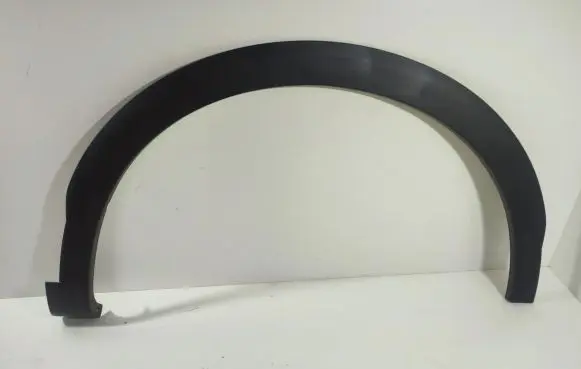 Front arch trim