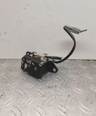 Honda CR-V Tailgate window lock/catch/latch 