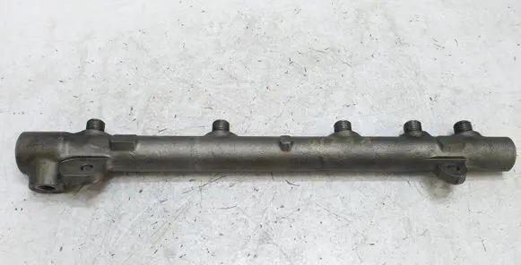 Mercedes-Benz E W211 Fuel main line pipe