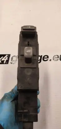 Volvo V70 Electric window control switch 9452961 MK50BH00076 00W50E