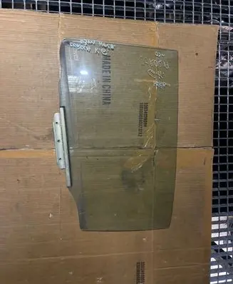 Toyota Corolla E120 E130 Rear door window glass