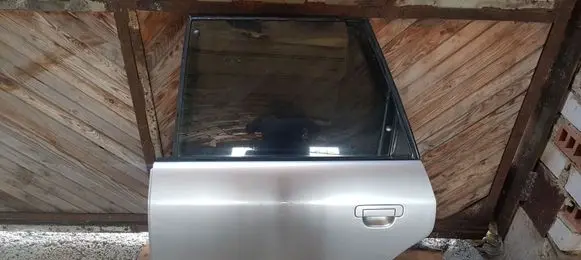 Audi A6 S6 C4 4A Rear door