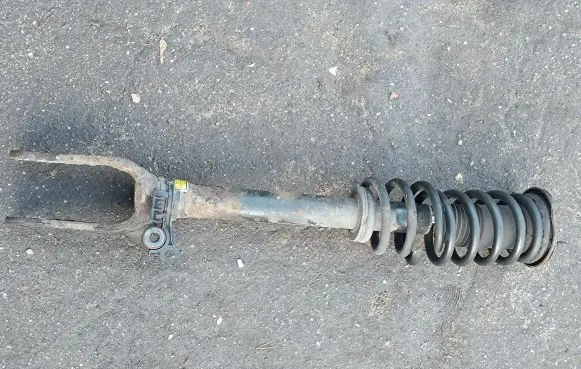 Mercedes-Benz ML W164 Front shock absorber/damper