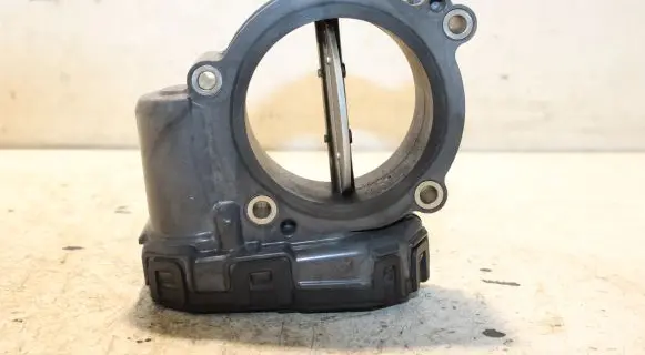 Mercedes-Benz C W205 Throttle valve A6510900470