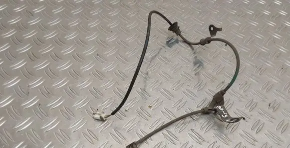 Toyota Yaris Rear ABS sensor wiring 