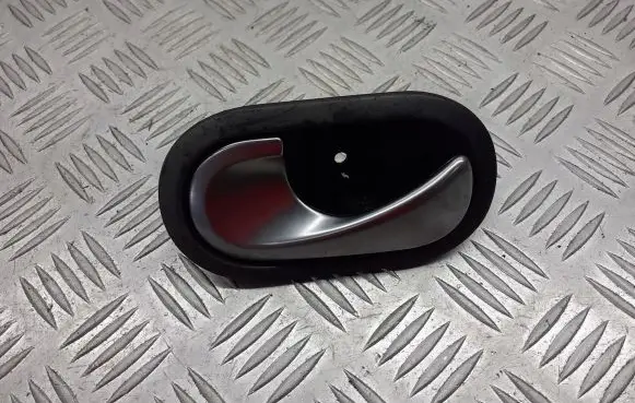 Renault Megane II Front door interior handle 8200028487