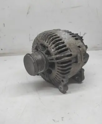 Volkswagen PASSAT B6 Generator/alternator 021903026L
