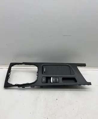Renault Megane IV Center console 969121990R 3347000