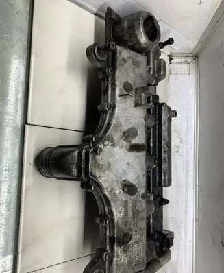Volvo S60 Rocker cam cover 08692397