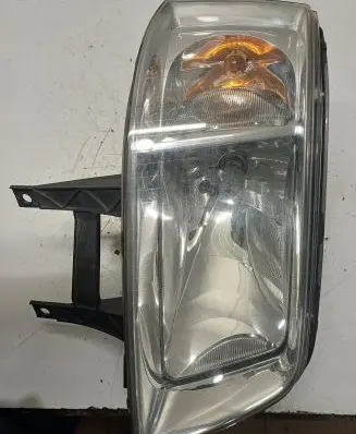 Volkswagen Transporter - Caravelle T5 Headlight/headlamp 1305235738