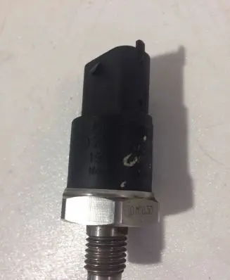 Renault Laguna II Fuel pressure sensor 0281002405 19004003771