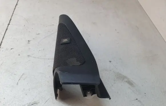 Side speaker trim/cover