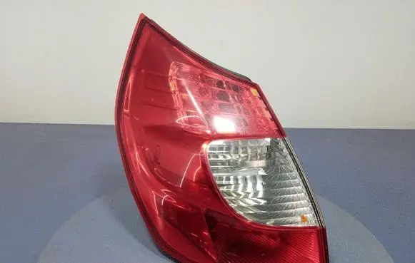 Renault Scenic II - Grand scenic II Rear/tail lights 8200474328