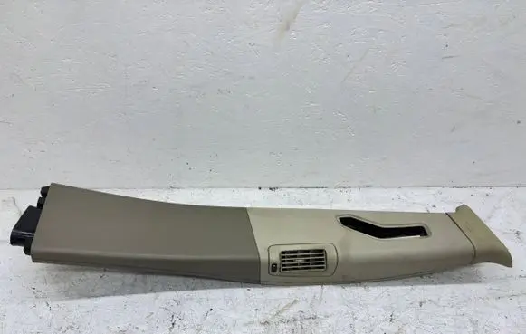 Volvo V70 (B) pillar trim (top) 9158449