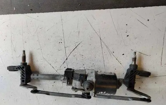 Fiat 500 Front wiper linkage and motor MS1592008650 3089R