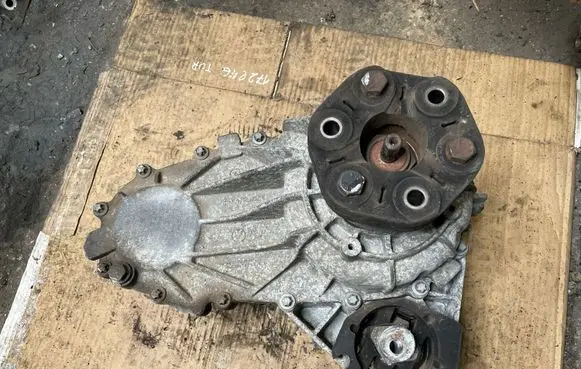 BMW X5 E53 Gearbox transfer box case 7515748