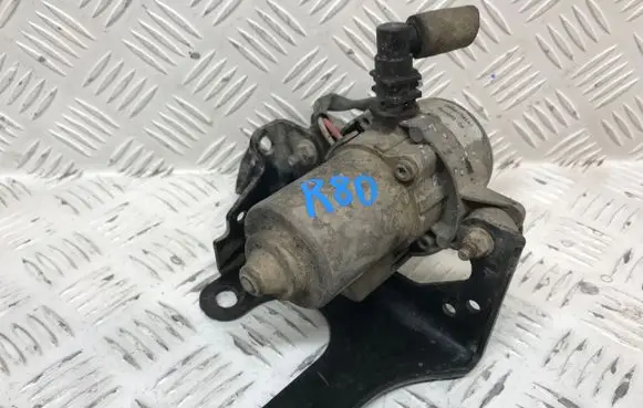 Chrysler Town & Country V Vacuum pump 04581486AA 04581541AA