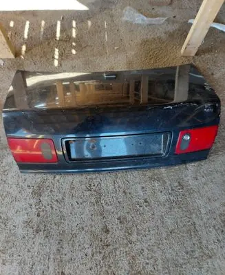 Audi A8 S8 D2 4D Tailgate/trunk/boot lid