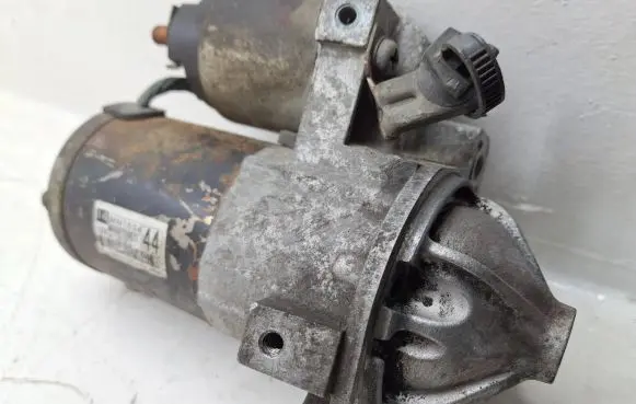 Mitsubishi Grandis Starter motor M000T20671 MN1534