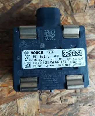 Volkswagen Golf VII Distronic sensor radar 3QF907572A 0203302268