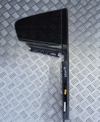 Peugeot 508 II Rear vent window glass 5900908AB