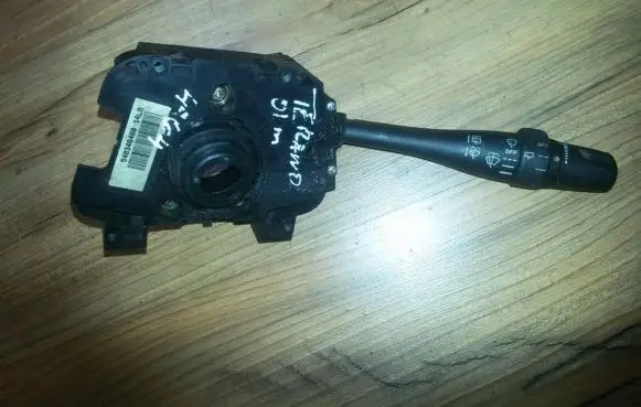 Nissan Terrano Wiper control stalk 257sa54394781e