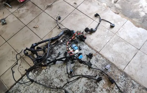 BMW X6 E71 Engine installation wiring loom 53781210 8517057 BMW1251