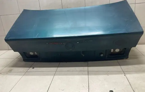 Tailgate/trunk/boot lid