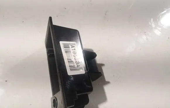 BMW 3 E46 Glove box 511682255299 5116-82255299