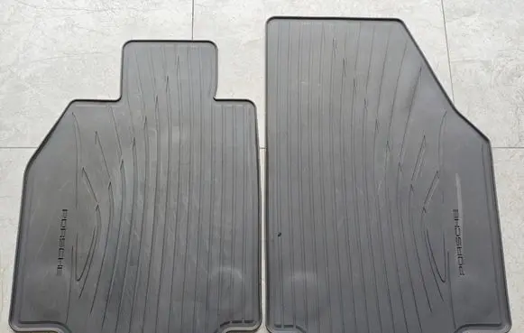 Porsche 911 997 Car floor mat set 98704480093 98704480094