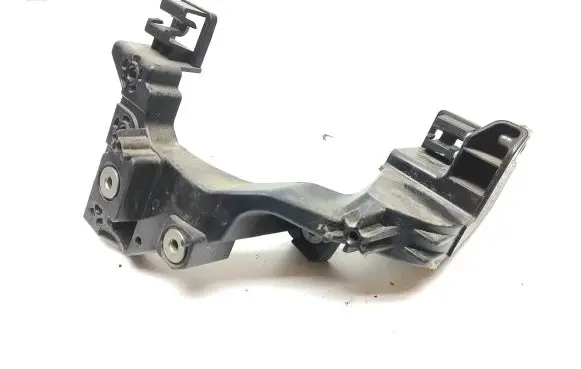 KIA Ceed Headlight/headlamp mounting bracket ET013E