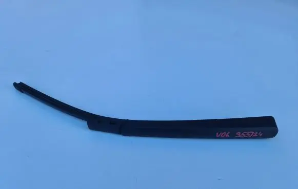 BMW 2 Active Tourer U06 Rear wiper blade arm
