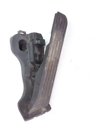 Volkswagen Golf V Accelerator throttle pedal 1K1721503L