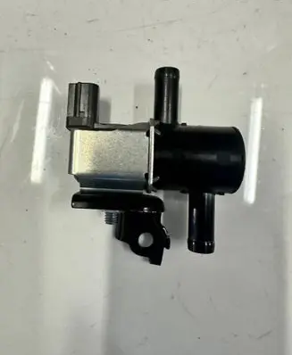 Honda Civic X Vacuum valve K5T46876