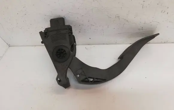 Audi A4 S4 B8 8K Accelerator throttle pedal 8K1723523 06022010 6PV00950501