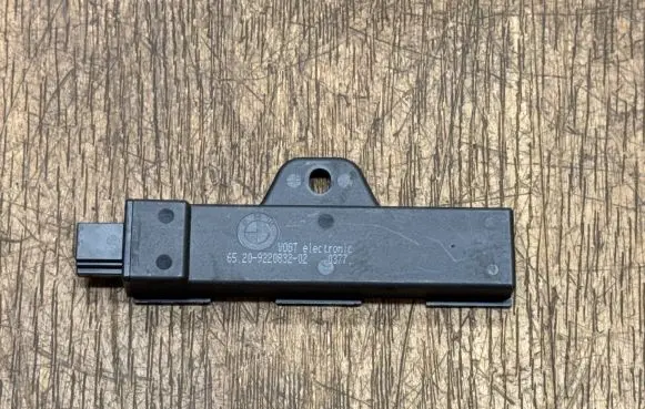 Interior comfort aerial antenna