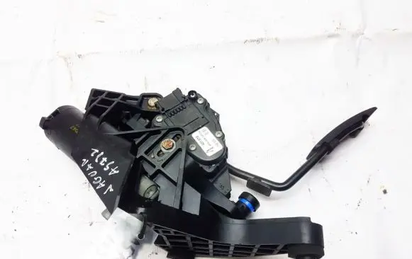 Jaguar XJ X350 Accelerator throttle pedal 6PV00873702 6PV008737-02
