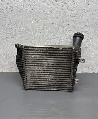 Audi Q7 4L Intercooler radiator 7L6145803